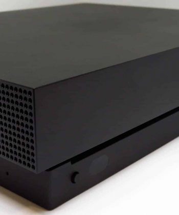 Consola Usada Xbox One X 1TB